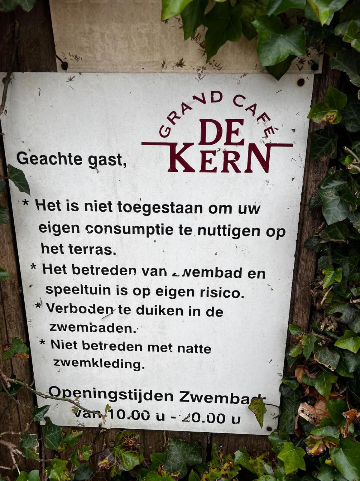 Chalet Retro Boshuisje Olijfje Met Omheinde Tuin Voor Natuurliefhebbers